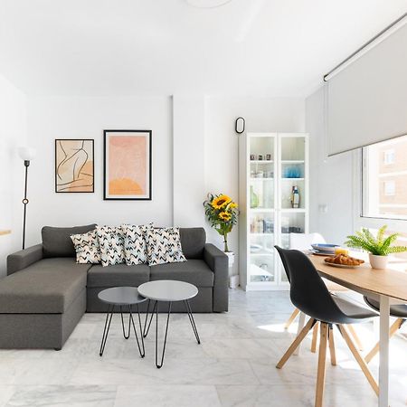 מאלגה Wintowinrentals Quiet Apartment, Good Location, Free Parking מראה חיצוני תמונה