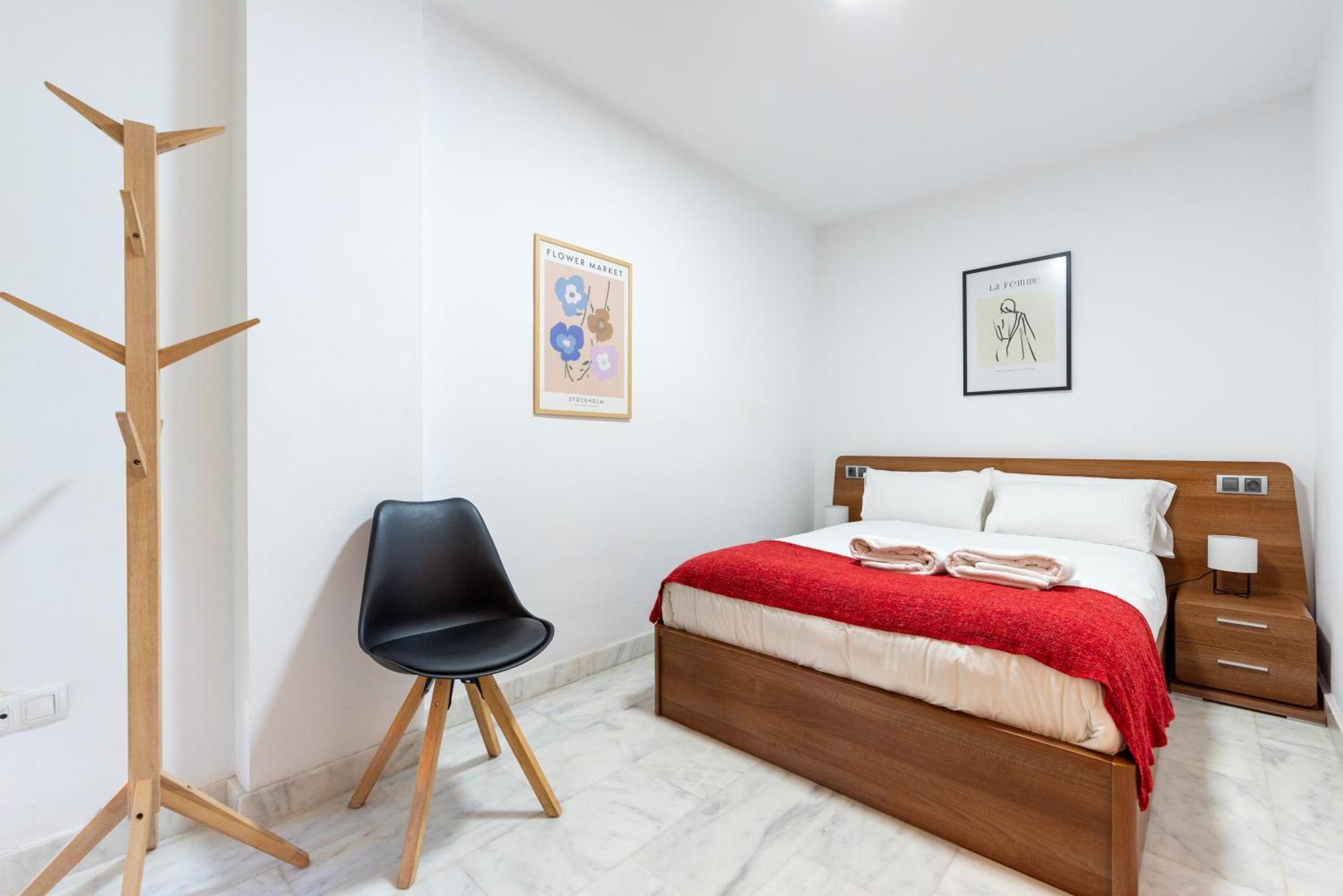 מאלגה Wintowinrentals Quiet Apartment, Good Location, Free Parking מראה חיצוני תמונה