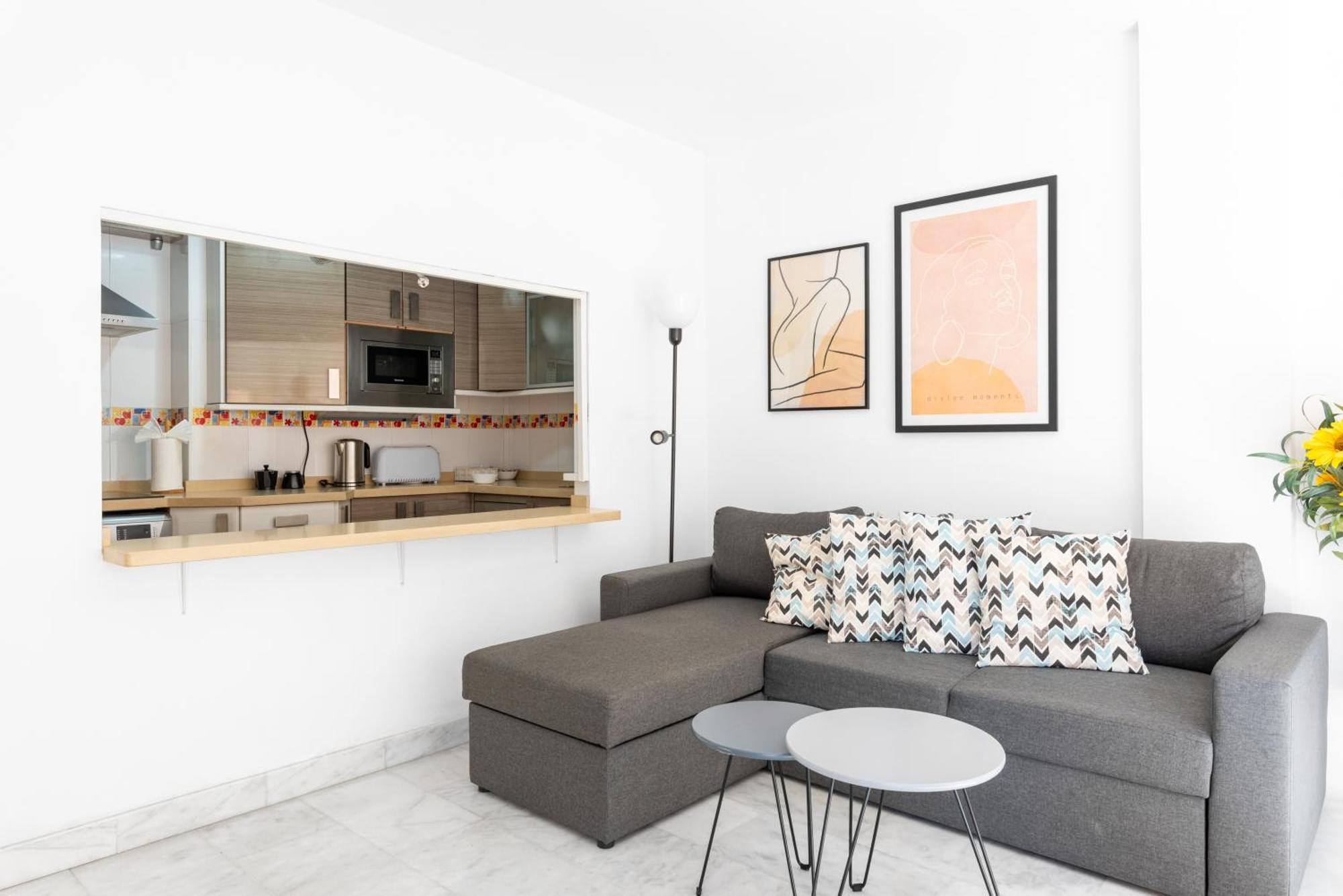 מאלגה Wintowinrentals Quiet Apartment, Good Location, Free Parking מראה חיצוני תמונה