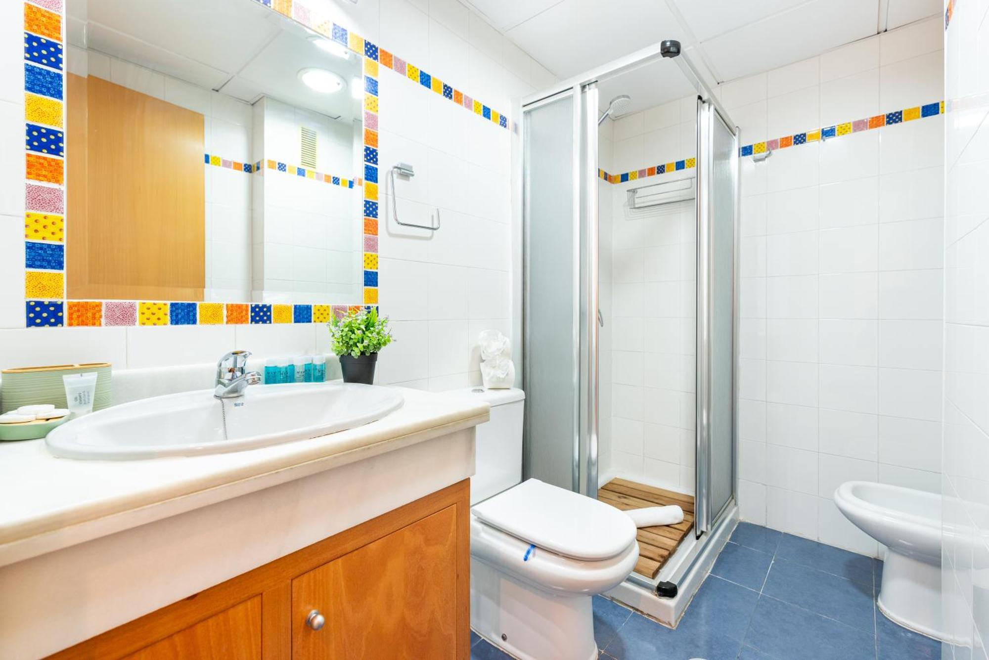 מאלגה Wintowinrentals Quiet Apartment, Good Location, Free Parking מראה חיצוני תמונה