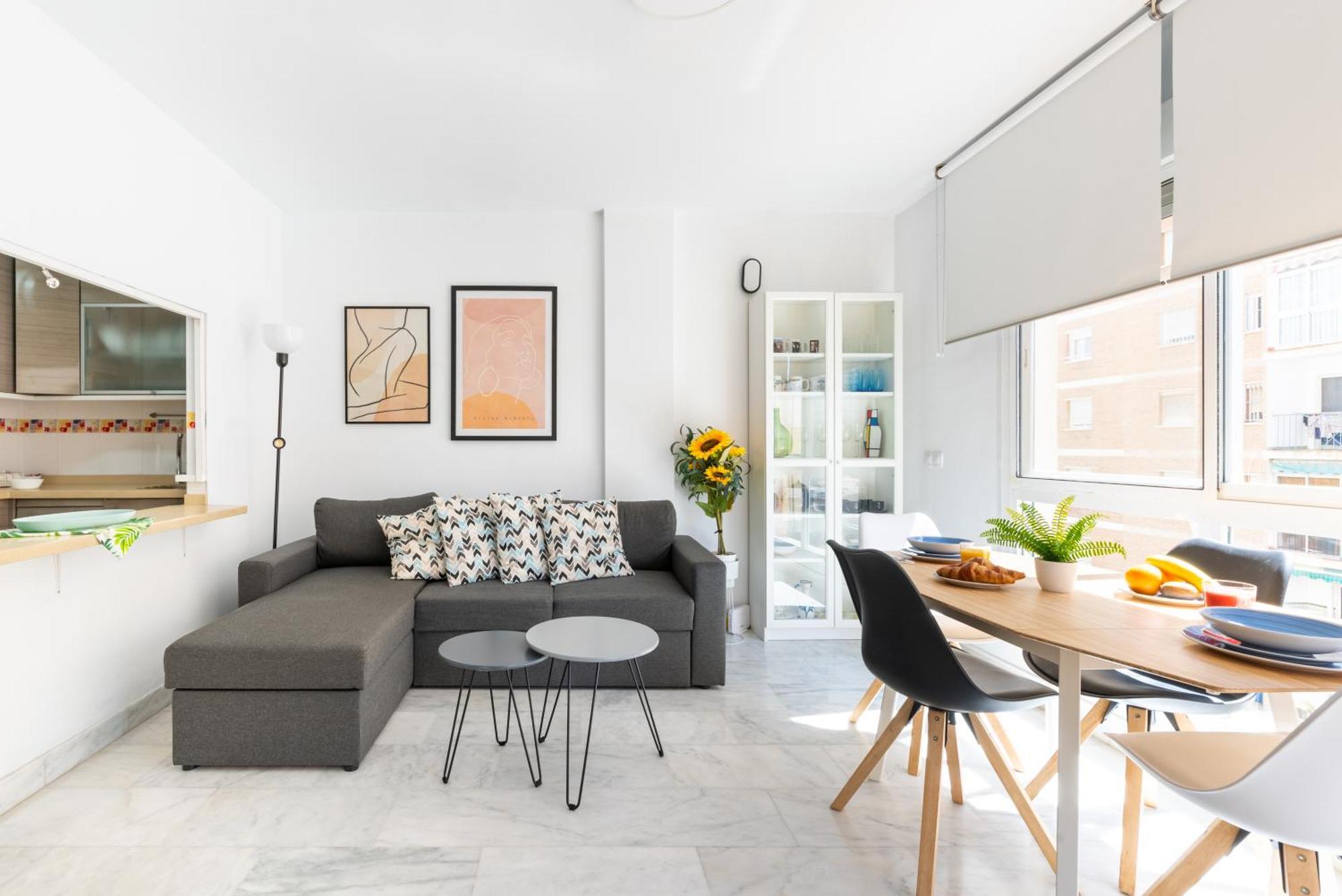 מאלגה Wintowinrentals Quiet Apartment, Good Location, Free Parking מראה חיצוני תמונה