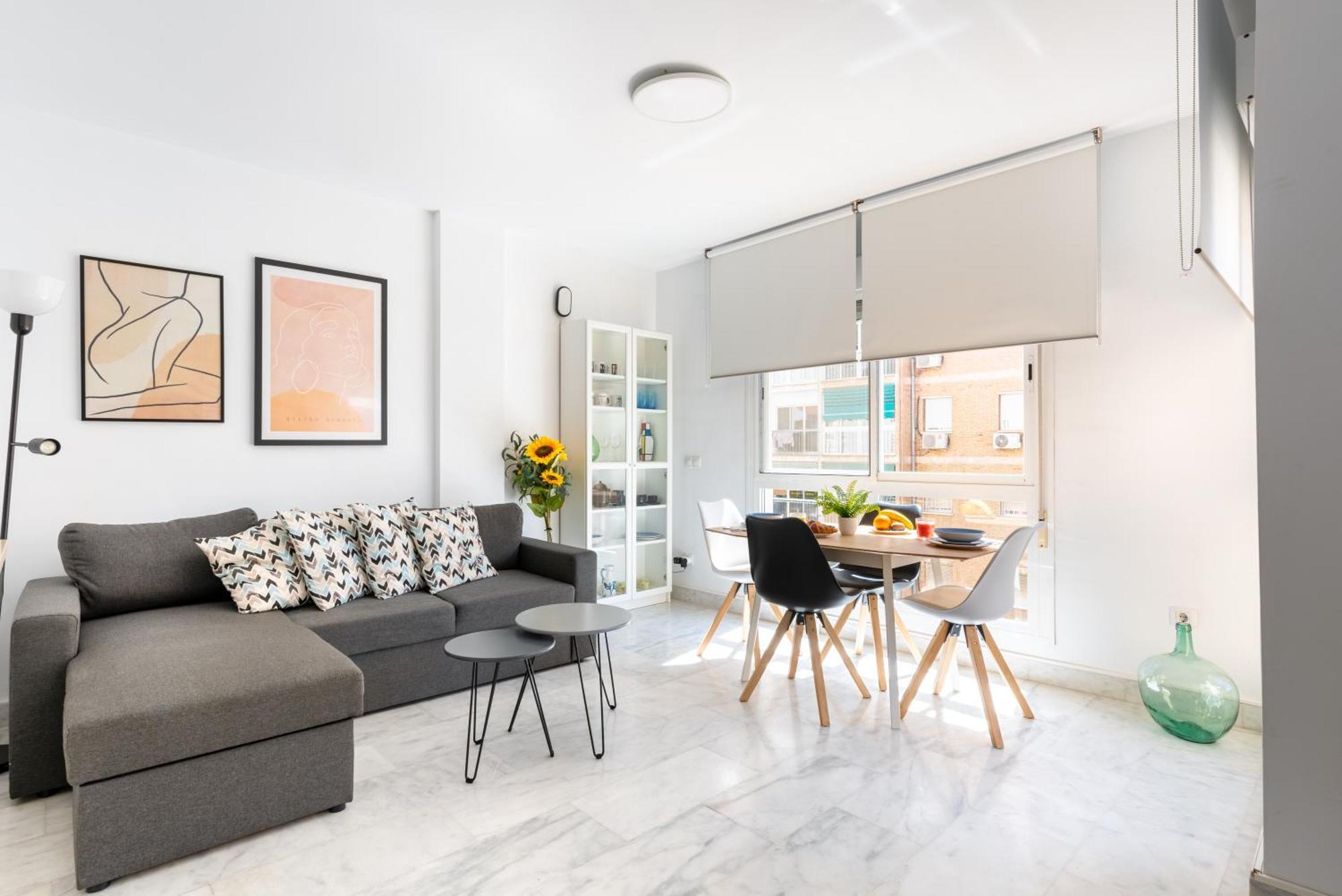 מאלגה Wintowinrentals Quiet Apartment, Good Location, Free Parking מראה חיצוני תמונה