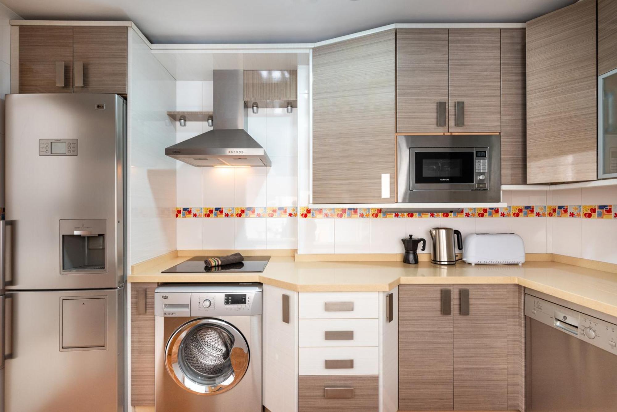 מאלגה Wintowinrentals Quiet Apartment, Good Location, Free Parking מראה חיצוני תמונה