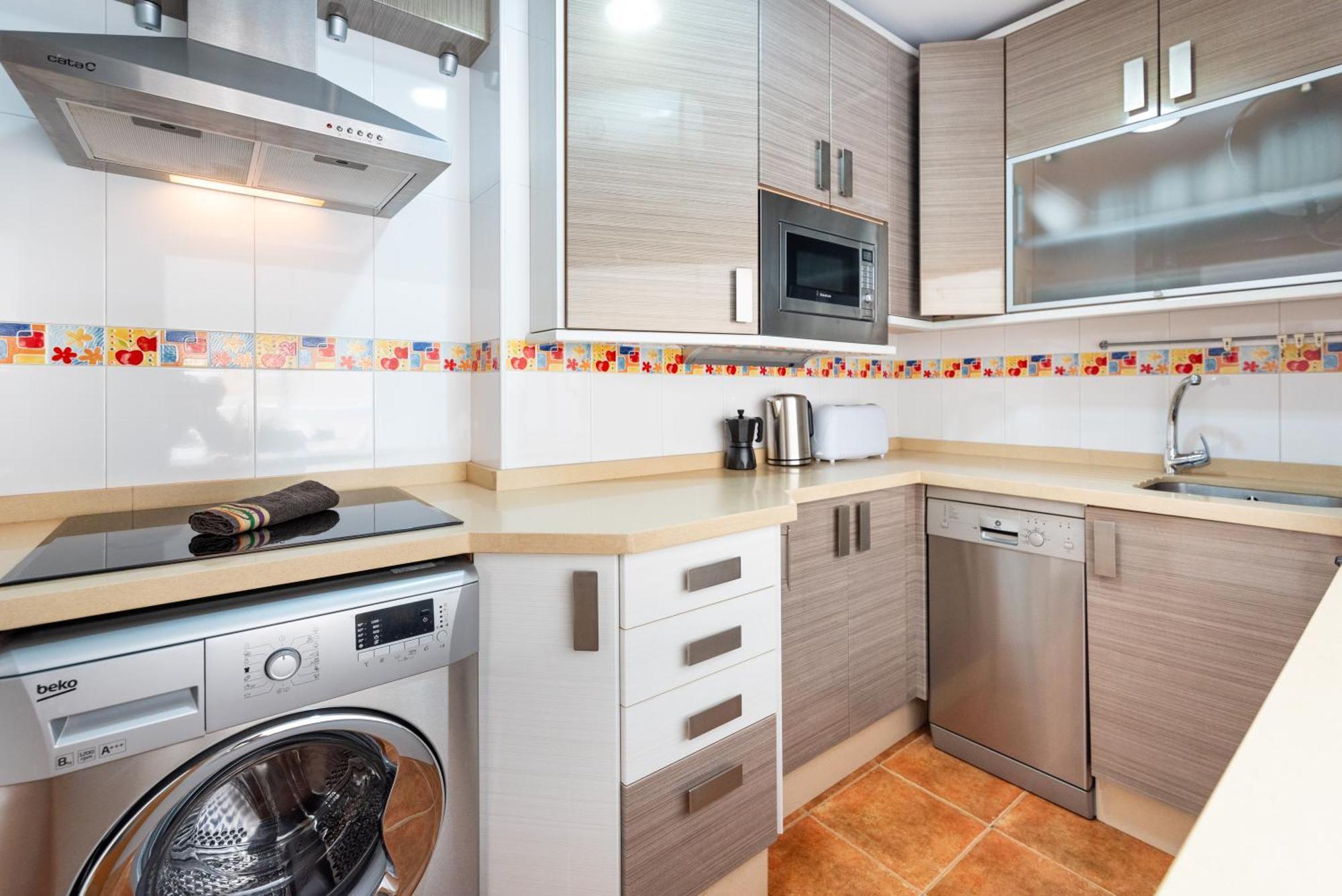 מאלגה Wintowinrentals Quiet Apartment, Good Location, Free Parking מראה חיצוני תמונה